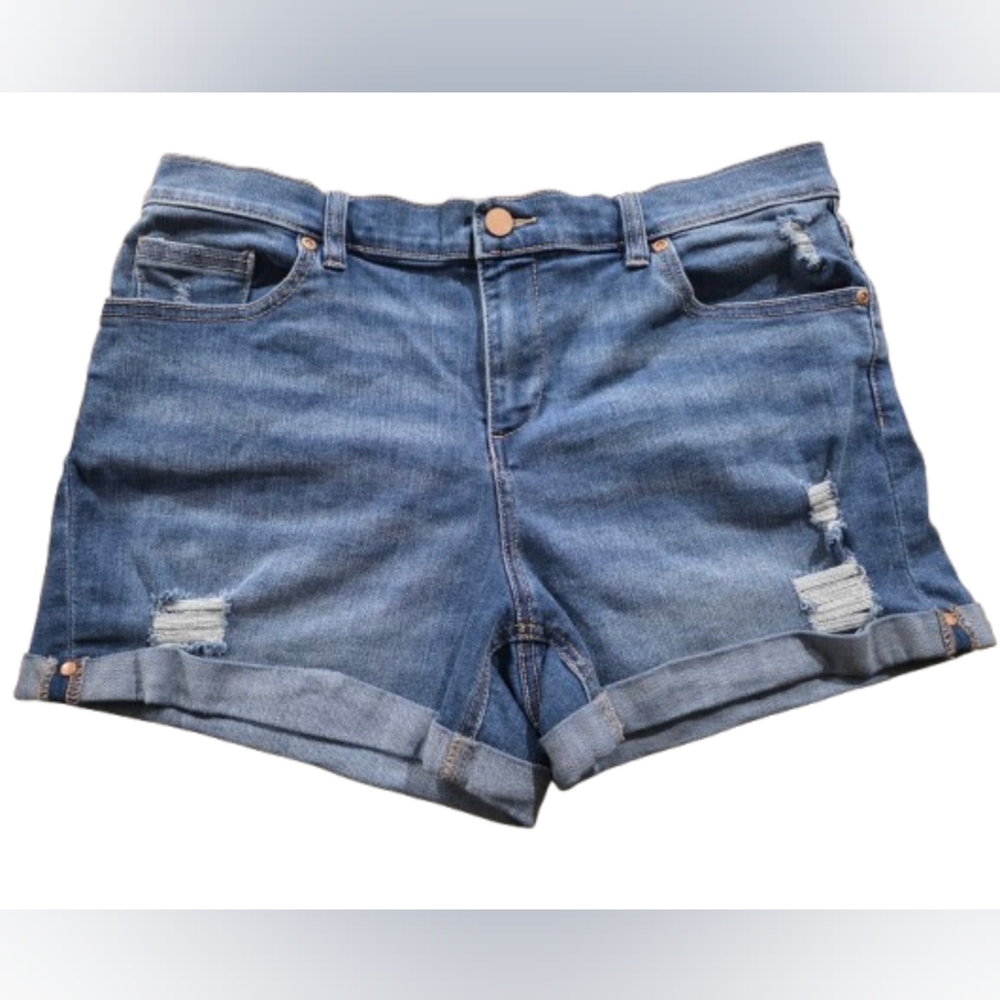 Soho Distressed Blue Jean Shorts Size 12